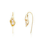 Mameloly Flower Earrings for Women Dainty 14K Gold Plated White Freshwater Pearl Stud Earrings Hypoallergenic - color: Calla Lily