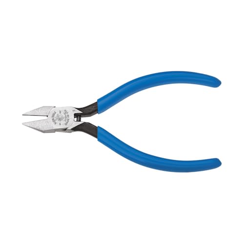 Klein Tools D209-5C Pliers, Diagol Cutting Electronics Pliers with rrow Jaw and Hinge, Sharp Pointed Nose, 5-Inch