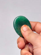 Green Aventurine Worry Stone – Genuine Polished Palm & Thumb Stone for Luck, Heart Chakra & Travel Mindfulness Gift - color: Green Aventurine