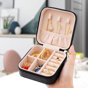 Neveika Portable Travel Mini Jewelry Box Leather Jewellery Ring Organizer Case Storage Gift Box Girls Women (black). - color: black