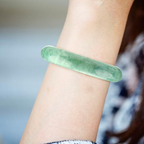 Landical 2.4'' Natural Jade Bracelet for Women Jade Bangle Bracelets with Box Good Luck Bangle Jewelry Gift for Mother - color: emerald green