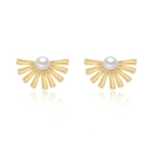 Mameloly Flower Earrings for Women Dainty 14K Gold Plated White Freshwater Pearl Stud Earrings Hypoallergenic - color: Daisy