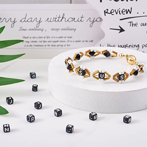 FASHEWELRY 500Pcs Cube Acrylic Letter Beads 5x5x5mm Black Square Letter R Alphabet Beads for DIY Bracelet Necklace Jewelry Making - color: Letter R