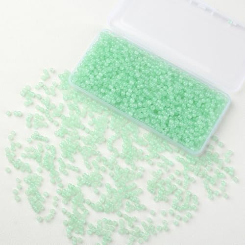 1000Pcs 4mm Green Glass Beads Kit for Jewelry Making Bracelet, Round Crystal Beads for Necklace Kits Earring and DIY Crafts Bracelets (Light Green) - color: Light Green, size: 4mm 1000pcs