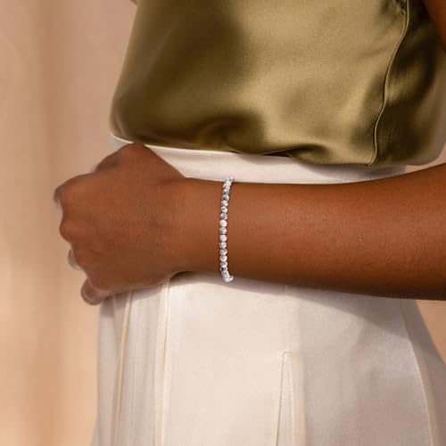 Natural Faceted Crystal Bracelet for Women,4mm Gemstone Round Beads Bracelets Adjustable Stretchy Healing Crystal Beads Bracelets Dainty Jewelry Gift - color: Howlite