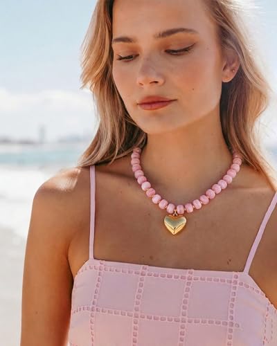 Gold Heart Pendant Necklaces for Women Colorful Acrylic Resin Beaded Choker Necklace Fashion Chunky Statement Beaded Heart Necklace - color: Pink