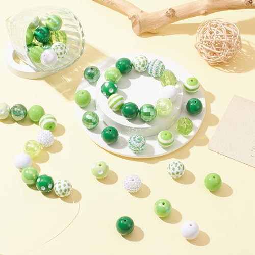 DanLingJewelry 50Pcs 20mm Green Round Bubblegum Beads Green St. Patrick's Day Beads Acrylic Round Ball Beads for Jewelry Making Bracelet - color: 50pcs - green