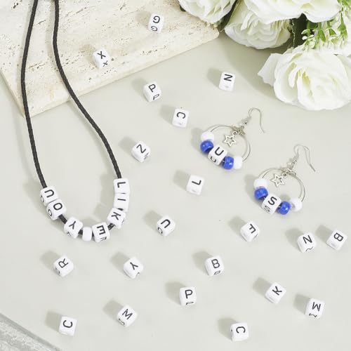 1 Box 10MM 208PCS 26 Styles Square Acrylic Alphabet Bead with Large Hole A to Z White Cube Shaped Loose Spacer Beads Bulk for Jewelry Making Christmas Holiday Party Gift Adult DIY Craft