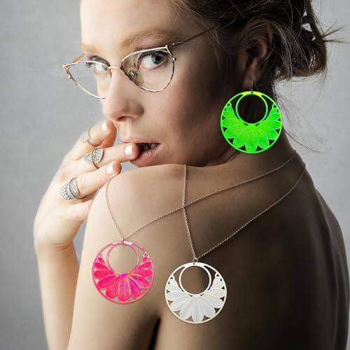 Dazzling Colorful Filigree Charms Hollow Out Multicolor Geometric Filigree Pendants for DIY Jewelry Making Earrings Necklaces Components - color: Round-1