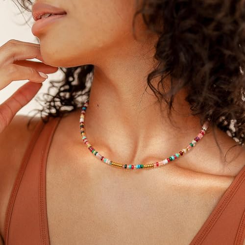 AGOT Beaded Gemstone Necklace for Women: Boho Bead Choker Natural Stone Necklaces - Handmade Jewelry for Summer Beach - color: Multi