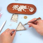 4PCS Bead Scoop, Craft Jewelry Bead Diamond Scoop Set, Stainless Steel Tweezer with Scoops and Beads Sorting Trays for Gemstones, Pearls, Rhinestones Pick up and Organizing Tools