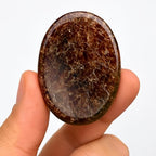 Garnet Worry Stone – Natural Polished Thumb Palm Stone for Energy, Passion & Grounding – Pocket Crystal for Focus & Inner Strength - color: Garnet