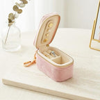 Velvet Mini Travel Jewelry Case Small 2-in-1 Ring Holder Box Keychain Portable Storage Clutch Organizer Gift for Women Earrings Necklace Wedding Party Outdoor