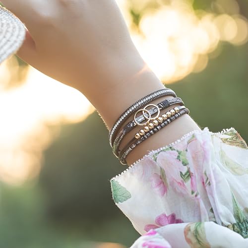 FANCY SHINY Mothers Day Gifts Boho Leather Wrap Bracelet Stackable Infinity Chunky Cuff Bracelets Western Hippie Outfits Jewelry Valentine Gifts for Women - color: Shiny Black