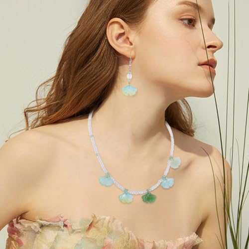 Glass Leaf Beads Crystal Glass Leaf Charms Transparent Leaves Pendants Tiny Green Leaf Bead Caps for Christmas Earring Bracelet Jewelry Making DIY Keychain Craft - color: Green Gingko Leaf