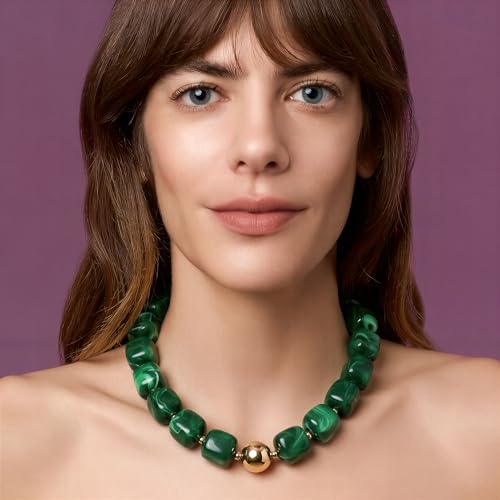 Chunky Necklaces for Women, Trendy Colorful Square Acrylic Resin Beads Statement Choker Necklace, Lightweight Boho Summer Beach Vacation Jewelry - color: Malachite Green color