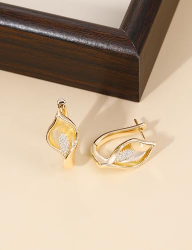 Mameloly Flower Earrings for Women Dainty 14K Gold Plated White Freshwater Pearl Stud Earrings Hypoallergenic - color: CZ Calla lily