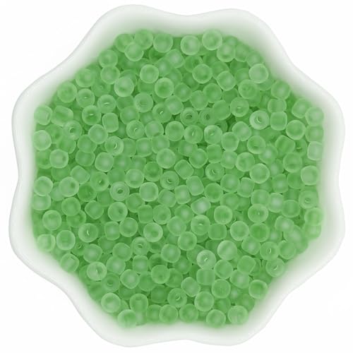 4mm Frosted Glass Beads Bulk, 500pcs Small Round Beads for Jewelry Making, 6/0 Colored Glass Seed Beads for Friendship Bracelet, Pendants, Key Chains, Necklaces, Hairpins(Green - color: Green, size: 4mm
