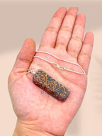 Crystal Necklace Pendant for Women Men - Orgone Necklace Pendant of Healing Crystal for Protection-Spiritual Jewelry - color: Garnet