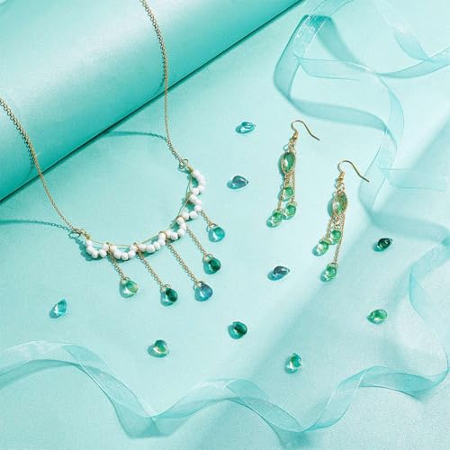 AHANDMAKER 100 Pcs Teardrop Czech Glass Beads, 5 Colors Transparent Crystal Beads with Glitter Water Drop Loose Pendants Beads for DIY Necklace Earring Bracelet Jewelry Making, Blue&Green