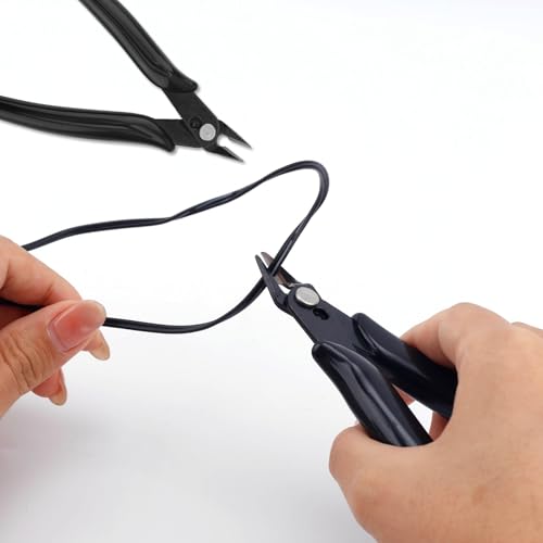 2pcs Micro Mini Small Wire Cutters, Anti-Slip Rubber Black Flush Sprue Cutter Needle Nose Cutting Pliers with 2 Plastic White Covers Portable Hand Tools for Floral Electronics Jewelry Model Making
