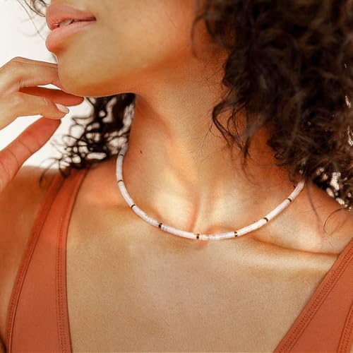 AGOT Beaded Gemstone Necklace for Women: Boho Bead Choker Natural Stone Necklaces - Handmade Jewelry for Summer Beach - color: White