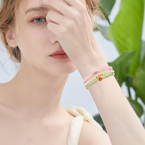 500Pcs Colorful Acrylic Beads Vowel Letter A/E/I/O/U Flat Round Capital Letter Alphabet Loose Spacer Beads for DIY Friendship Bracelet Necklace Keychain Jewelry Making 7x3.5mm - color: Colorful