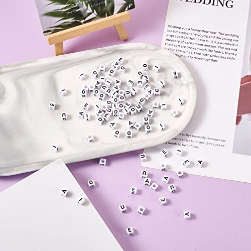 FASHEWELRY 500Pcs Vowel Cube Acrylic Letter Beads 6x6mm White A/E/I/O/U Initial Alphabet Beads for DIY Bracelet Necklace Jewelry Making - color: 00-A/E/I/O/U, size: 6x6x6mm