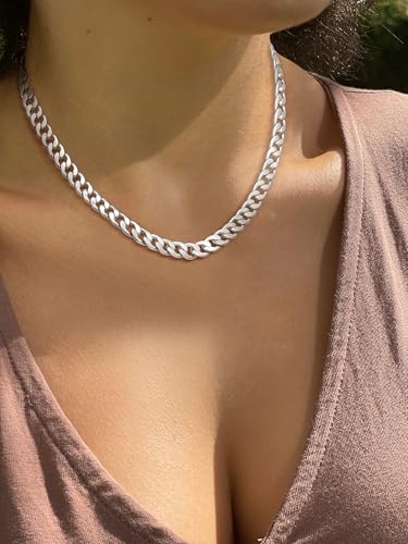 Moodear Gold Necklace for Women Dainty Chunky 14K Gold Plated/Sliver Plated Chain Necklace Cuban Link Paperclip Chain Choker Toggle Clasp Layered Necklace for Women Trendy Fashion Gift - style: Cuban Chain