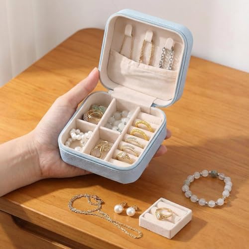 Taiyin Travel Jewelry Case, Bridesmaid Gifts Mini Jewelry Organizer, PU Leather Portable Earring Box for Women Girls - color: Blue