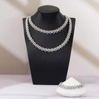 YOUBEIYEE 6.5 Feet Silver Stainless Steel Jewelry Making Chains Roll Embossed Oval Cable Chain Bulk with Lobster Clasps and Jump Rings - color: Embossed Silver