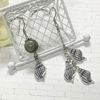Heather's cf Silver Sea Charms – Antique Pendants, Non-Tarnish, Lead-Free & Nickel-Free, Bulk Ocean Animal Charms for DIY Jewelry, Bracelets, Necklaces, Earrings, Beach Craft Supplies (Sea Animals) - color: Seashell Conch - 50 Pc