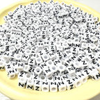 500Pcs Cube Letter Beads Z 6X6mm Individual Acrylic Alphabet Beads for Friendship Bracelets Making - color: Square - Z