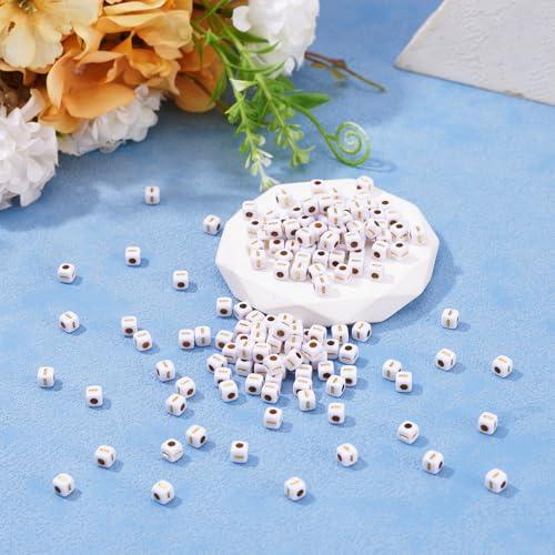 FASHEWELRY 500Pcs White Golden Letter Beads 4.5mm Square Alphabet Beads Acrylic Cube Letter I Beads for Friendship Bracelet Necklace Keychains Jewelry Making - color: Letter I