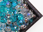 600 pcs Silver-Blue Mix of Faceted Fire Polished Czech Glass Round 4 mm Beads, 3 Vibrant Colors. for Jewelry Craft Making. - color: Silver Blue Mix