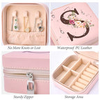 Inngeroo Mothers Day Mom Gifts for Wife Daughter Grandma, Travel Jewelry Case Box Organizer, Personalized Gifts for Women Teen Girls Mom Aunt Sister, Bridesmaid Gifts Traveling Essentials, Initial S - style: S