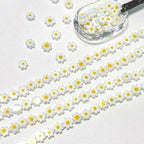 60Pcs Handmade Glass Beads White Daisy Flower Beads Small Beads for Jewelry Making Flat Flower Crystal Loose Spacer Beads for Bracelets Necklace Earrings Making and DIY Craft with Hole