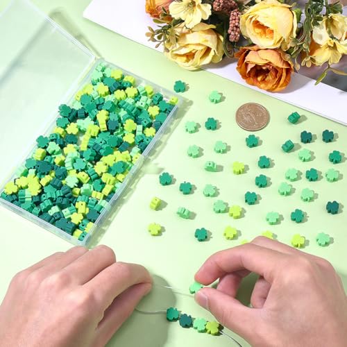 SUNNYCLUE 1 Box 300pcs St. Patrick's Day Clover Beads Lucky Clover Beads Good Luck Shamrock Irish Green Three Leaf Shape Clay Loose Spacers for Jewelry Making Supplies Birthday Wedding Crafts DIY - style: Style 2