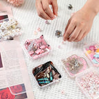 Menkxi 100 Pcs 2.8 x 2.8 x 1 Inch Plastic Bead Storage Containers Box Transparent Boxes with Hinged Lid Clear Bead Organizer Box for Small Items DIY Craft Jewelry Hardware Business Cards Game Pieces