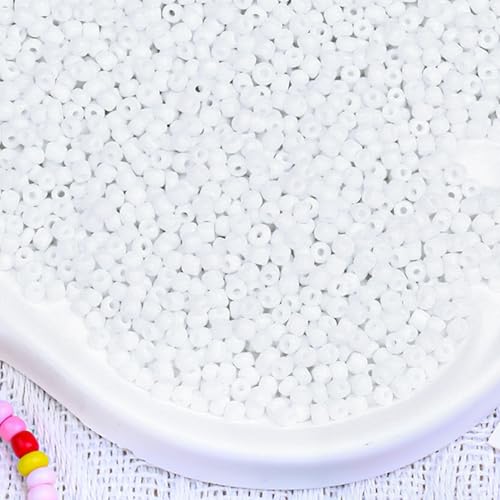 2000pcs Glass Seed Beads Bulk, 4mm 6/0 Mini Pony Spacer Small Individual Color Seed Beads for DIY Bracelet Necklaces Wrist Jewelry Making, White - color: White