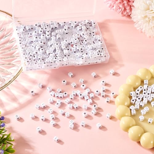 FASHEWELRY 500Pcs White Silver Square Letter Beads 5mm Cube Vowel Letter Beads A/E/I/O/U Initial Alphabet Beads for Friendship Bracelet Name Jewelry Making - color: 00-A/E/I/O/U-Silver, size: 5x5x5mm