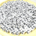 500Pcs Square Letter Pony Beads Q 6X6mm Individual Alphabet Beads for Friendship Bracelets Making - color: Square - Q