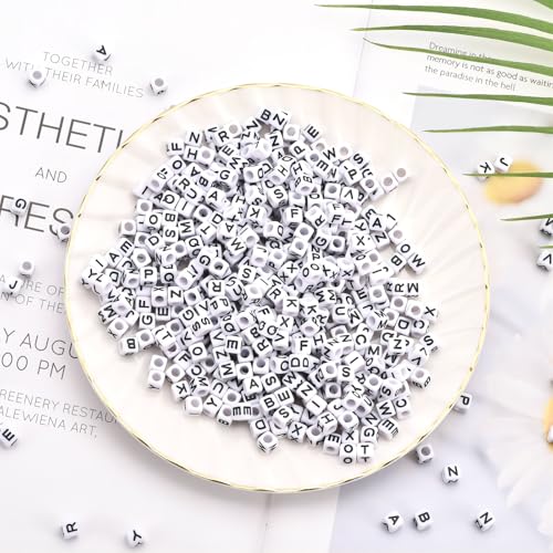 800Pcs White and Black Square Letter Beads A-Z, 6X6mm Acrylic Alphabet Beads for Friendship Bracelets Making - color: Black Letters White Beads