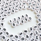 Amaney 500pcs White Acrylic Number Beads 7x4mm Mixed Number Beads Acrylic Plastic Round Shape Loose Beads - color: White, size: 7x4mm