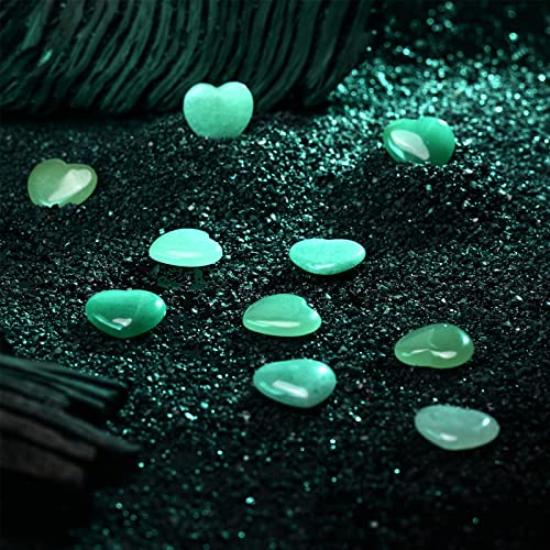 Patelai 24 Pcs Green Aventurine Heart Crystals Green Heart Shaped Worry Stones for Stress Relief, Mental Health Month, Reiki Balancing, Mini Pocket Gemstones Valentines Gift with Black Flannelette Bag - color: Green