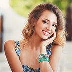 Emibele Colorful Stretch Bracelet Stack Boho Beaded Bracelet Set Heishi Surfer Bracelet Stackable Y2K Trendy Jewelry Friendship Multiple Set Women Fans - style: Green 7pieces