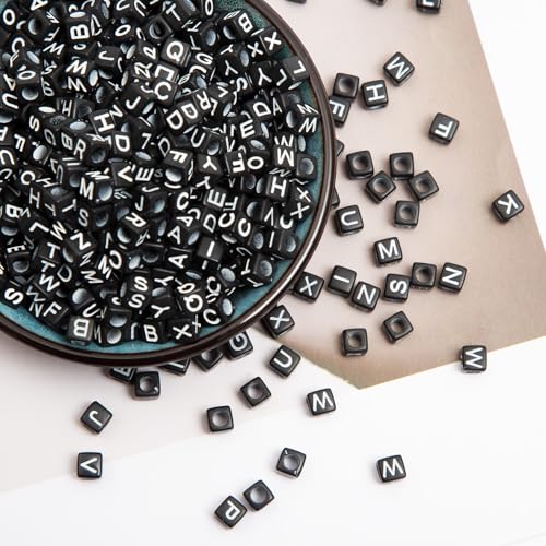 1000pcs Square Black Letter Beads Acrylic 6x6mm Cube Beads for Bracelets Necklaces and Jewelry Making Alphabet Bead - color: Black-White