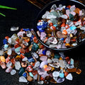 500 pcs Natural Chip Stone Beads, Hot Multicolor 5-8 mm Irregular Gemstones Healing Crystal Loose Rocks Bead Hole Drilled for Jewelry Making Bracelet - color: Hot Multicolor