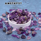 500 pcs Natural Chip Stone Beads, Amethyst 5-8 mm Irregular Gemstones Healing Crystal Loose Rocks Bead Hole Drilled for Jewelry Making Bracelet - color: Amethyst