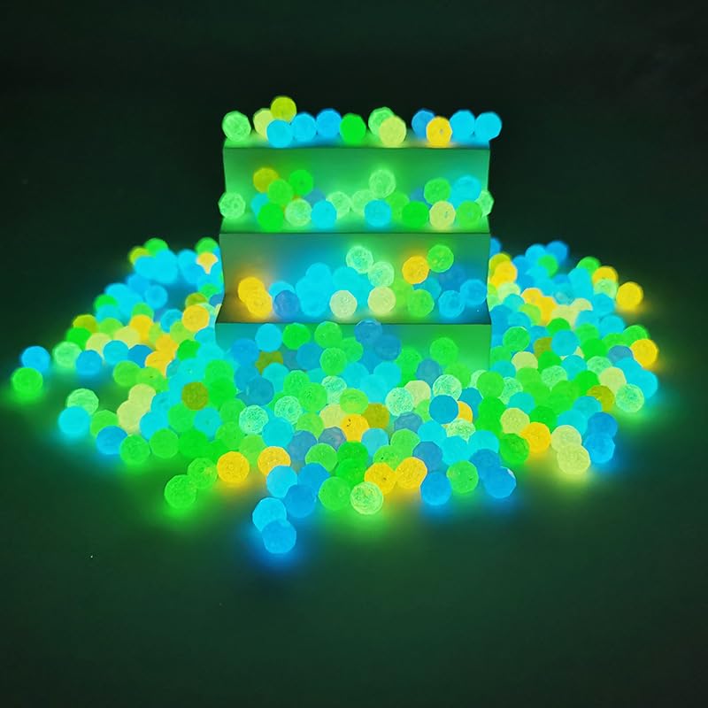 700Pcs Glow in The Dark Beads, 8mm Glowing Solar Luminous Round Beads Mixed Acrylic UV Beads Color Changing Bracelet Beads Sun Sensitive Plastic Glow Beads Bulk for Jewelry Making Bracelets - color: Mixed Colors 8mm Round Beads